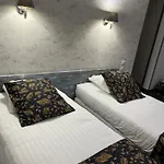 Val Saint Hilaire Hotel Givet