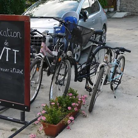 Hotel Val Saint Hilaire 3*