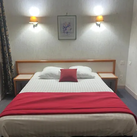 Val Saint Hilaire Hotel
