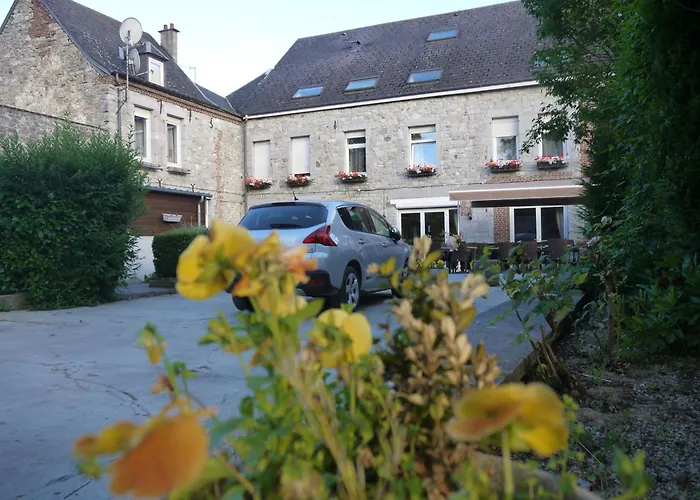 Hotel Val Saint Hilaire Givet