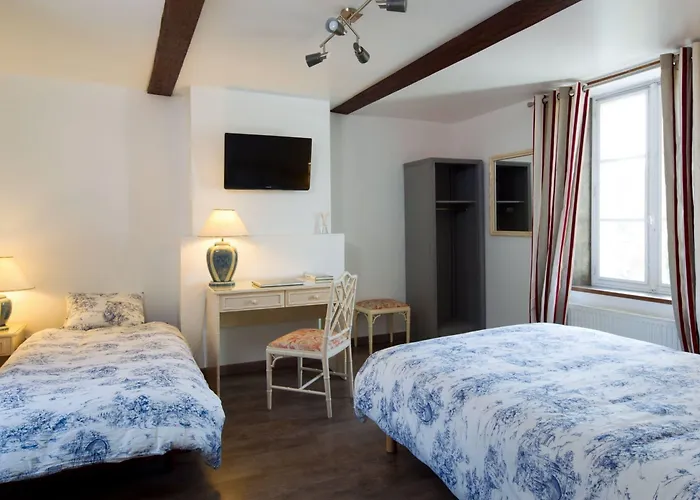 Hotel Val Saint Hilaire Givet